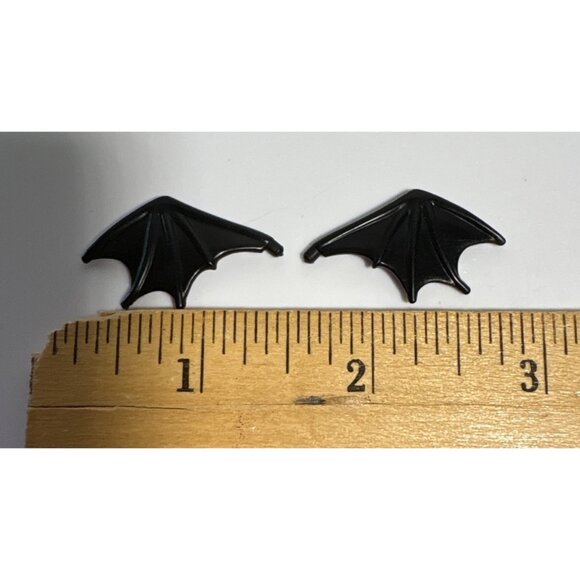 Monster High Draculaura Powder Room Replacement Bath Taps Set - Picture 2 of 3